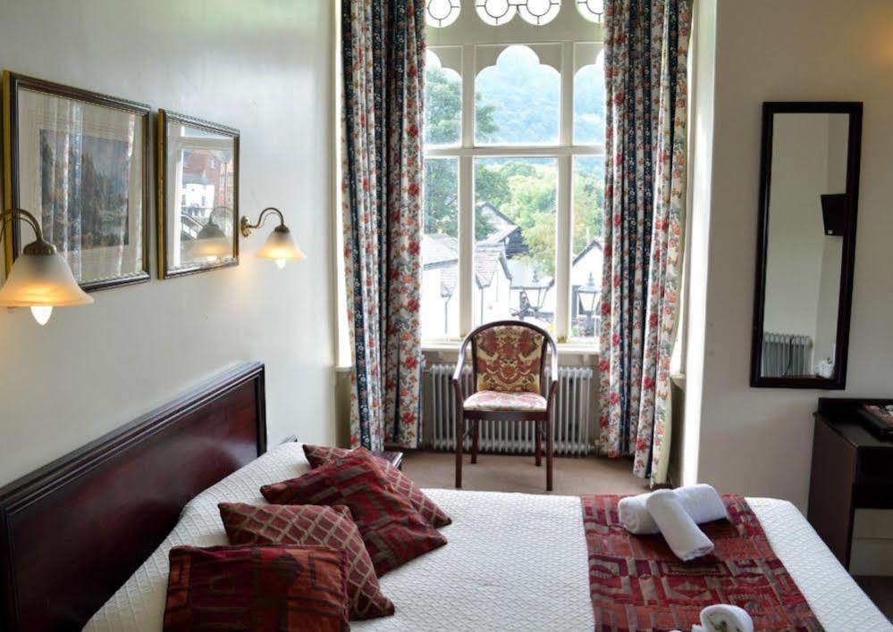 The Royal Hotel 兰戈伦 外观 照片