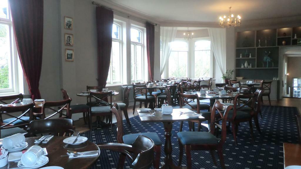 The Royal Hotel 兰戈伦 外观 照片