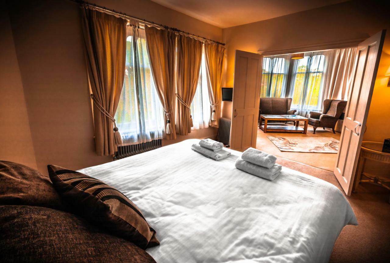 The Royal Hotel 兰戈伦 外观 照片